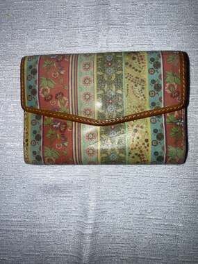 Fossil Multicolor Floral Patchwork Leather Trifold Wallet